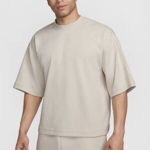 NWT Nike Tech Men’s Short Sleeve Fleece Top